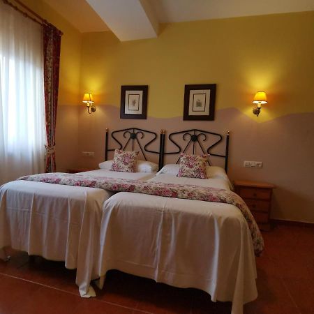 Hotel El Angliru Cangas de Onis Exterior photo