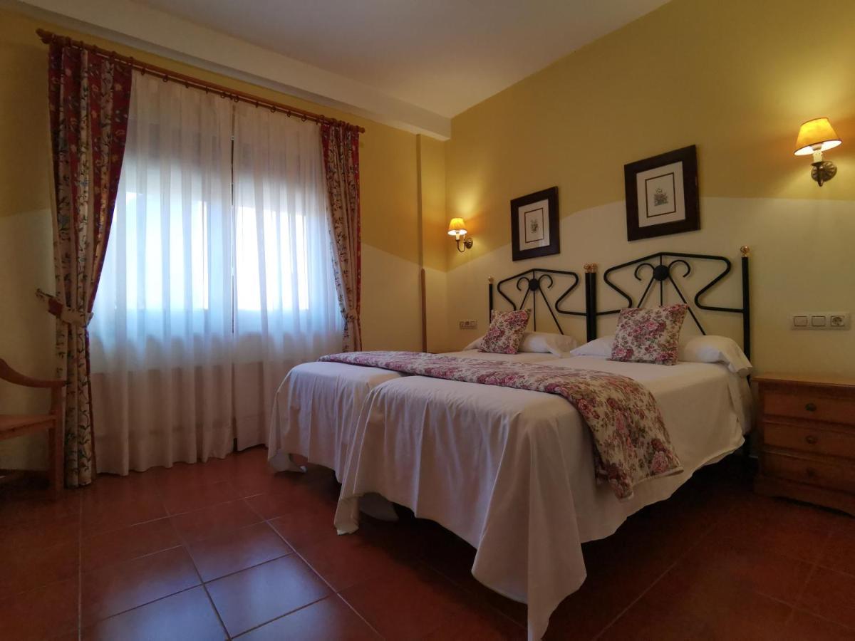 Hotel El Angliru Cangas de Onis Exterior photo