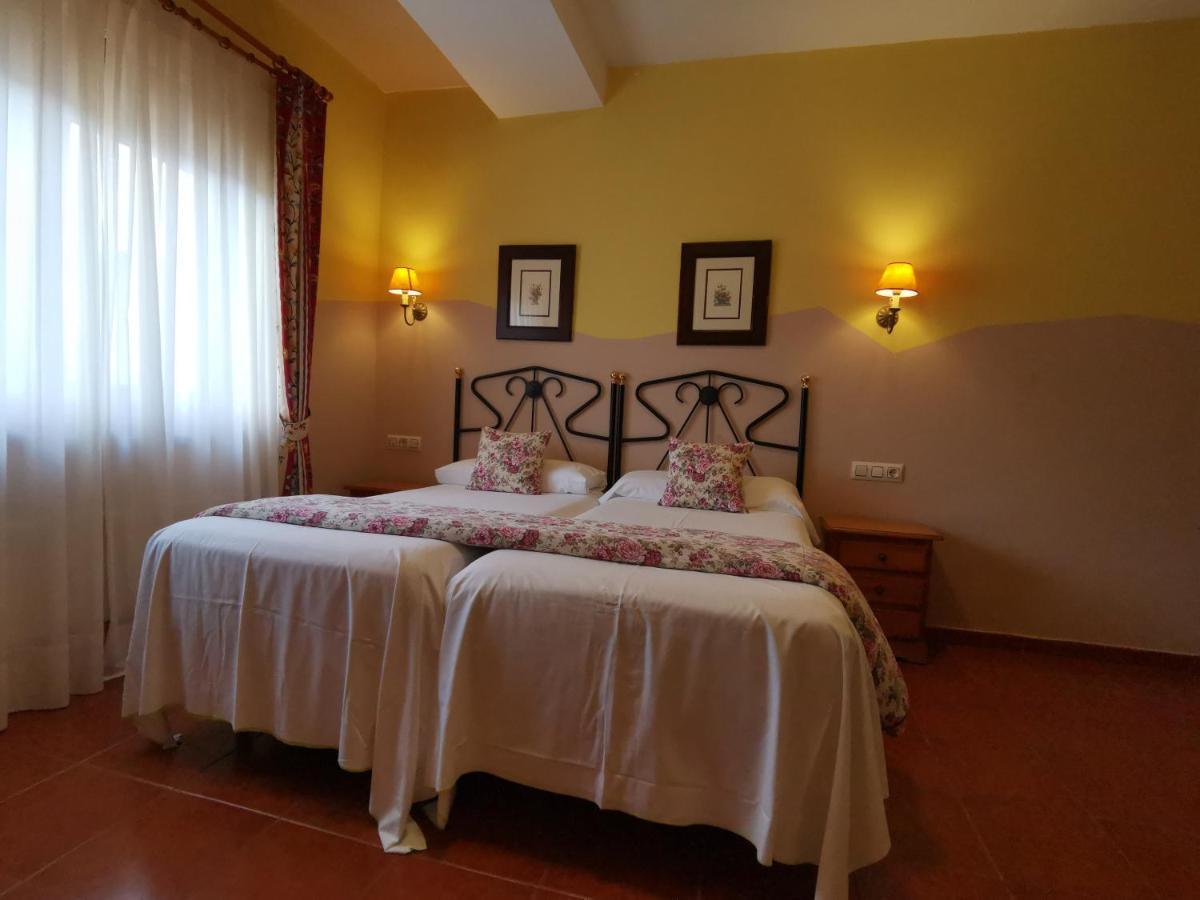 Hotel El Angliru Cangas de Onis Exterior photo