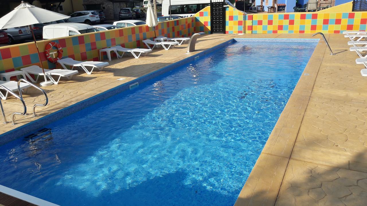 Hotel El Angliru Cangas de Onis Exterior photo