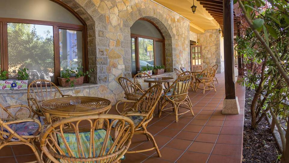 Hotel El Angliru Cangas de Onis Exterior photo